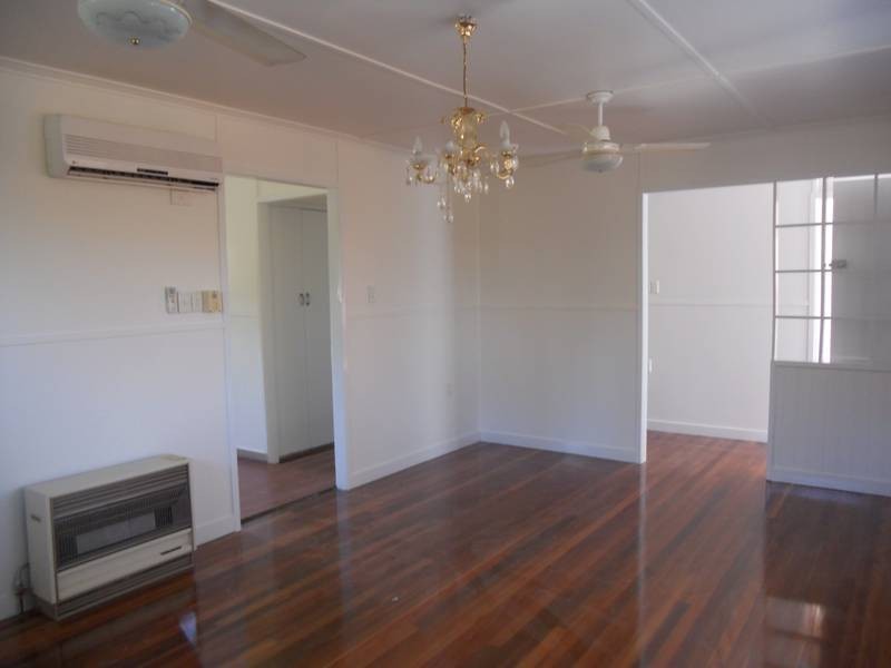 31 Baillieston Street, Leichhardt QLD 4305