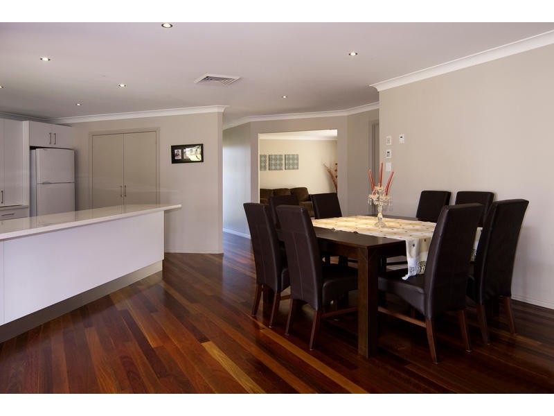 Pine Mountain QLD 4306