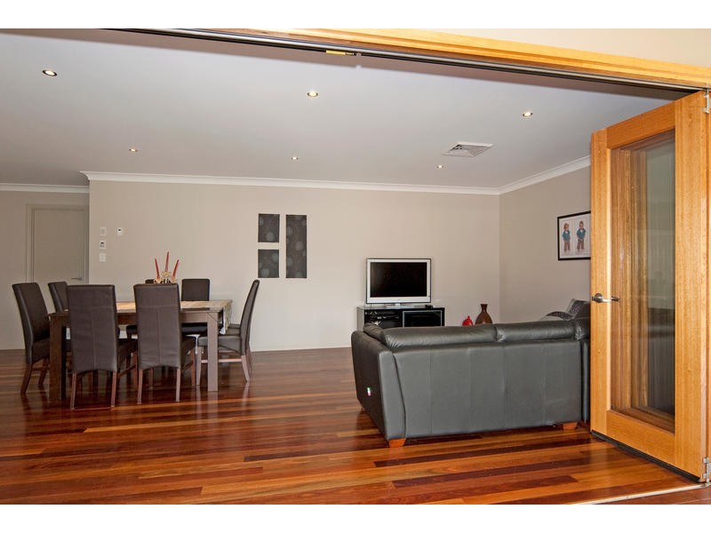Pine Mountain QLD 4306