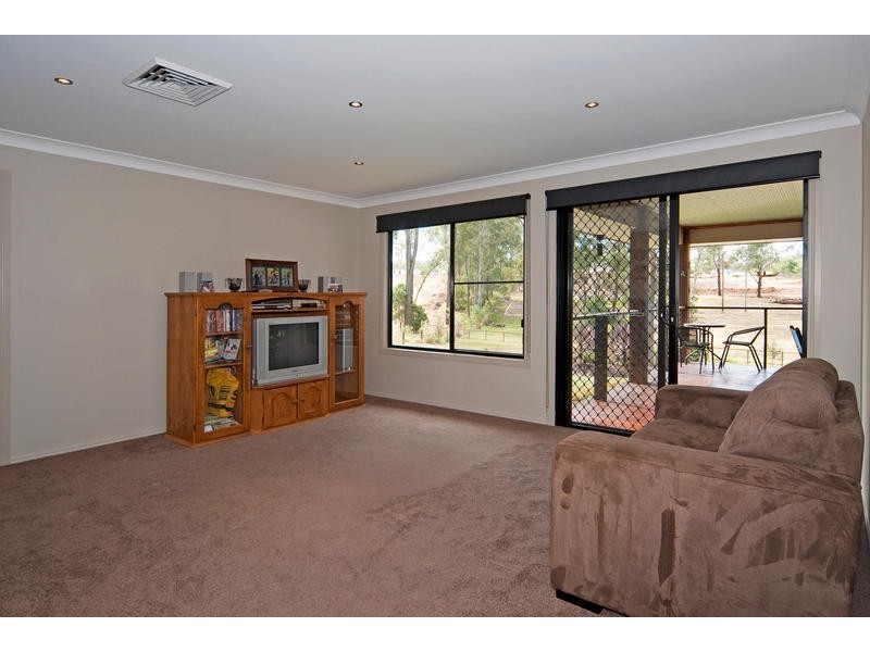 Pine Mountain QLD 4306