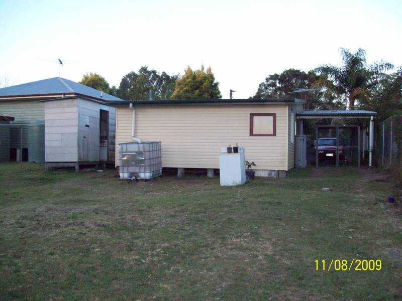 29 VINEYARD, One Mile QLD 4305
