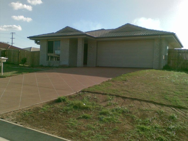 2 Sugars Place, Bundamba QLD 4304