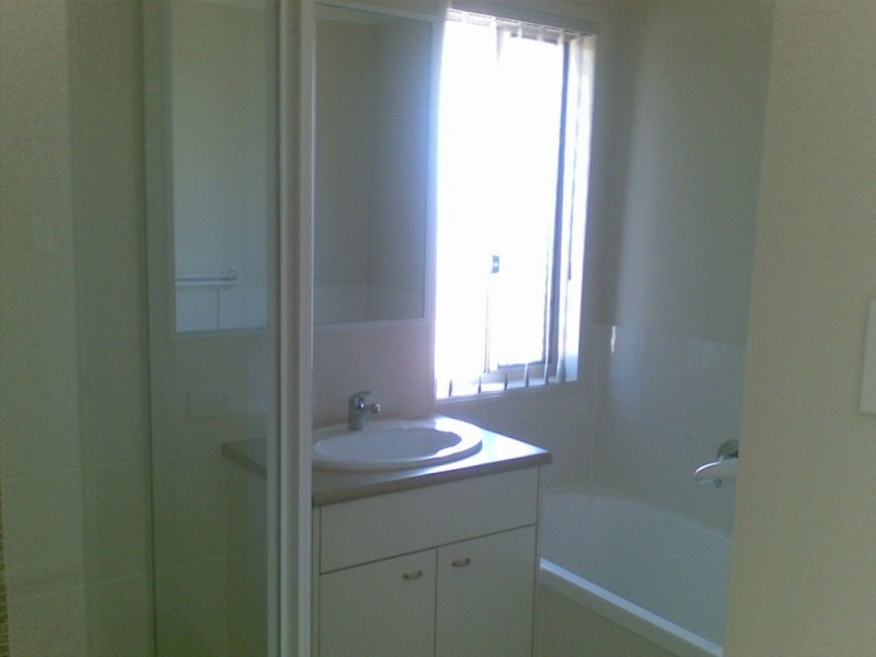 2 Sugars Place, Bundamba QLD 4304