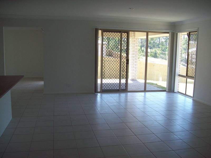 1 Lilley Terrace, Karalee QLD 4306