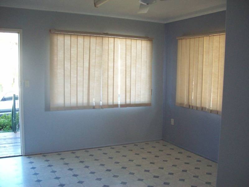 40 Logan Street, North Booval QLD 4304