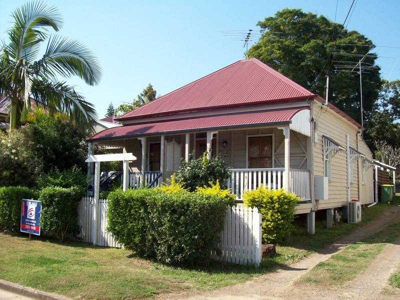 27 Smith Street, North Ipswich QLD 4305