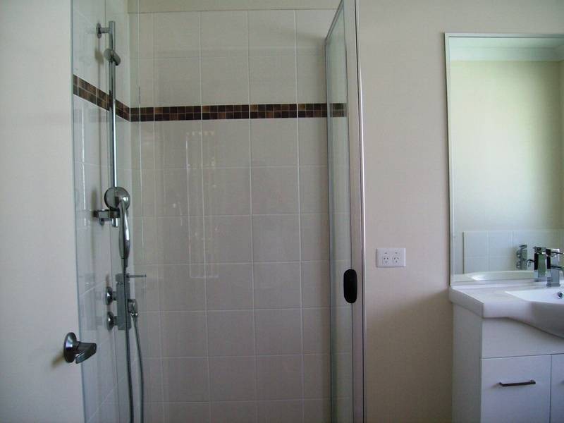 1 & 2/8 Merrell Street, East Ipswich QLD 4305