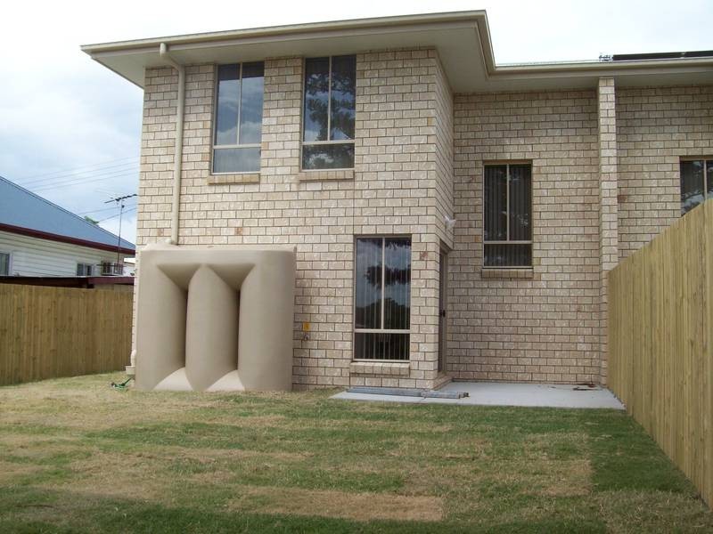 1 & 2/8 Merrell Street, East Ipswich QLD 4305