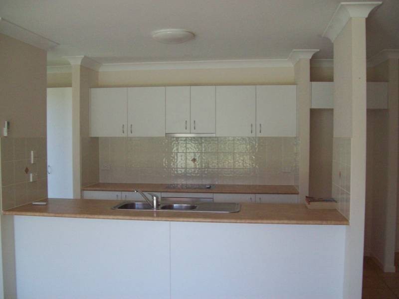 24 Wattle Crescent, Raceview QLD 4305