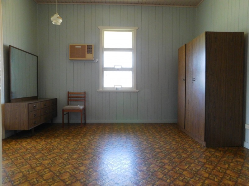 5 Joyce Street, East Ipswich QLD 4305