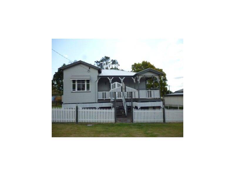 19 Watson Street, East Ipswich QLD 4305