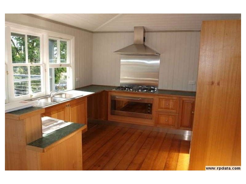 19 Watson Street, East Ipswich QLD 4305