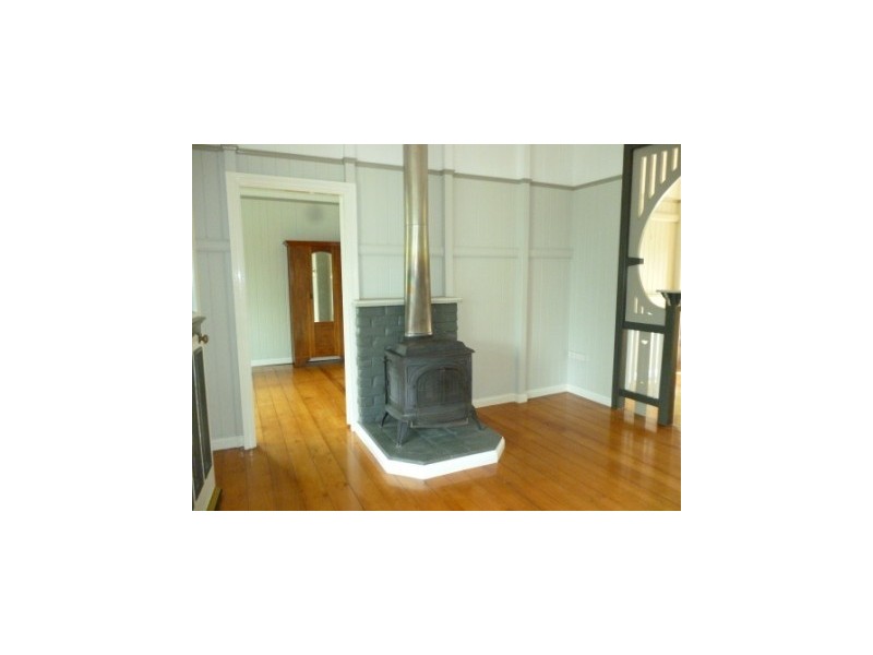 19 Watson Street, East Ipswich QLD 4305