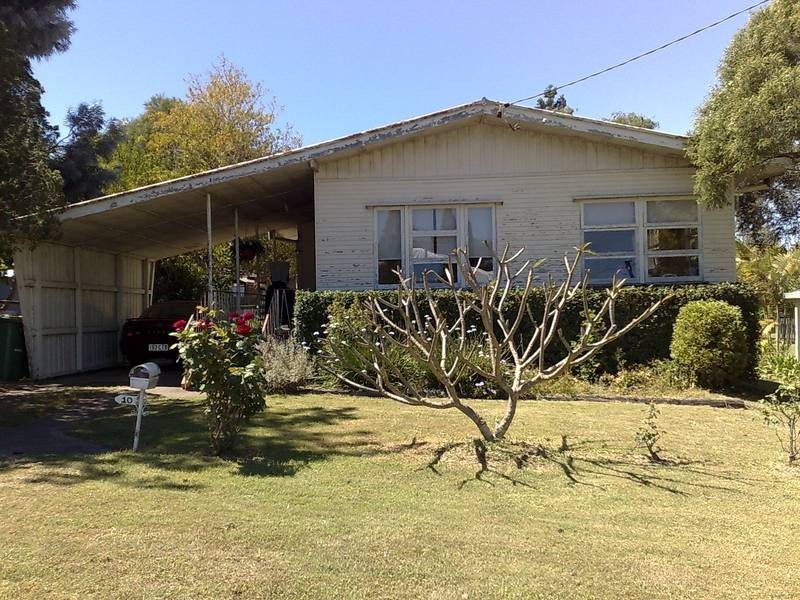 10 Hargreaves Street, Eastern Heights QLD 4305