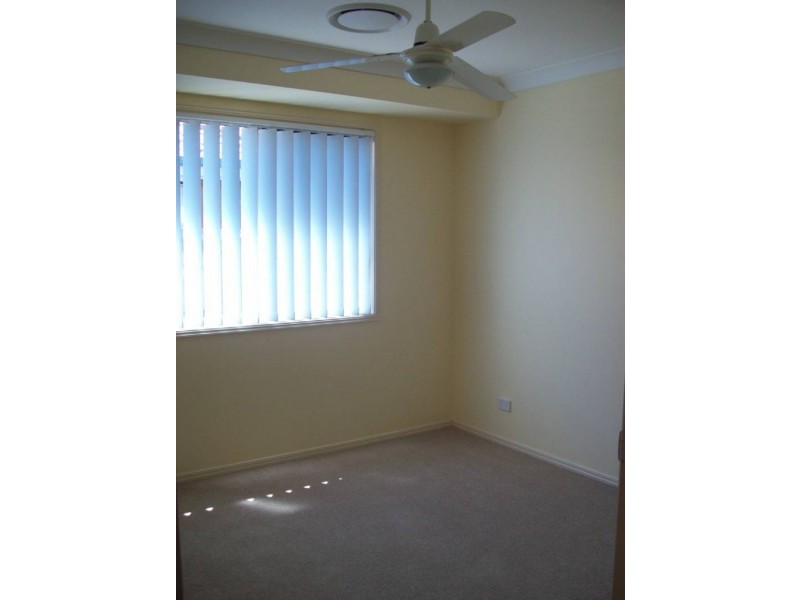 110 Anna Drive, Raceview QLD 4305