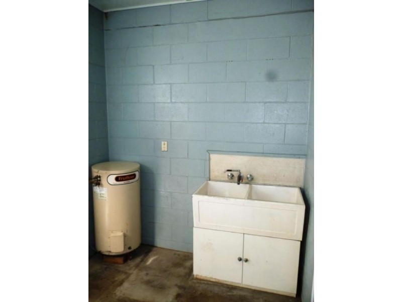 2/24 The Terrace, North Ipswich QLD 4305