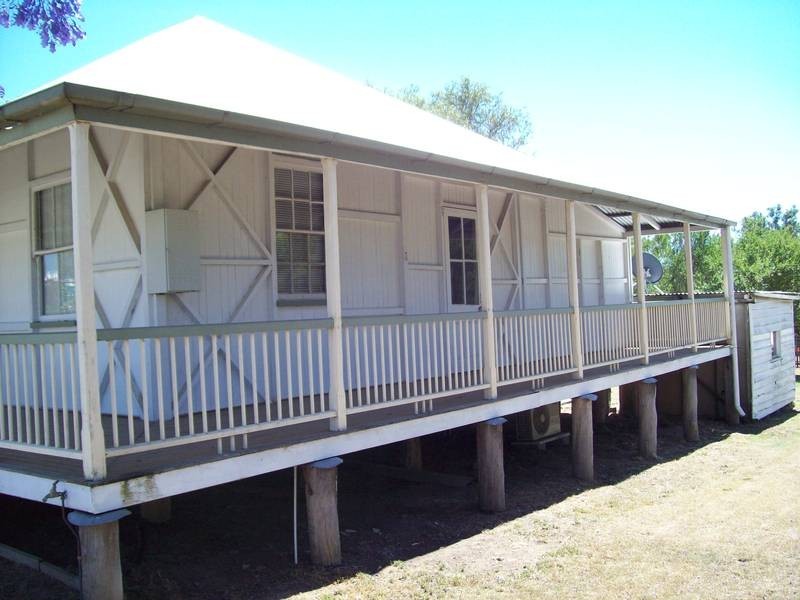 6 Harvey Street, Churchill QLD 4305