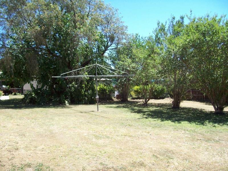 6 Harvey Street, Churchill QLD 4305