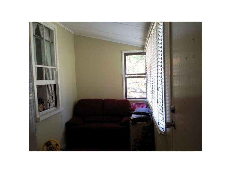68 Cole Street, Silkstone QLD 4304