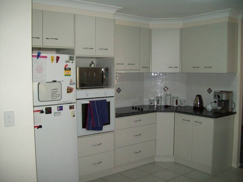 15 Pinto Place, Pine Mountain QLD 4306