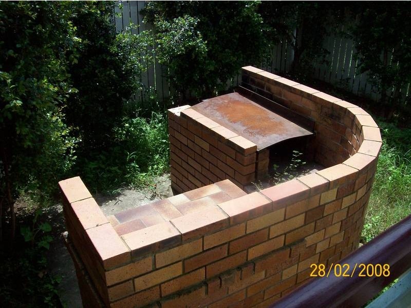 Blackstone QLD 4304