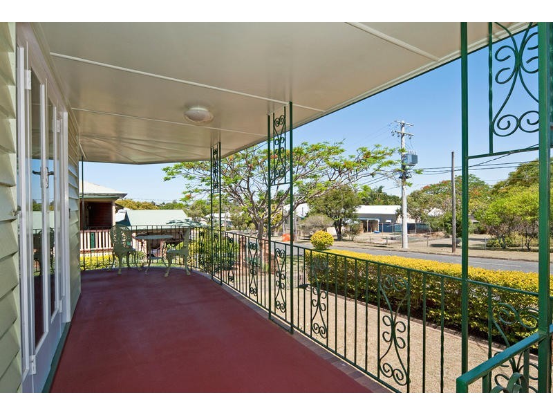 6 Rockton Street, Newtown QLD 4305