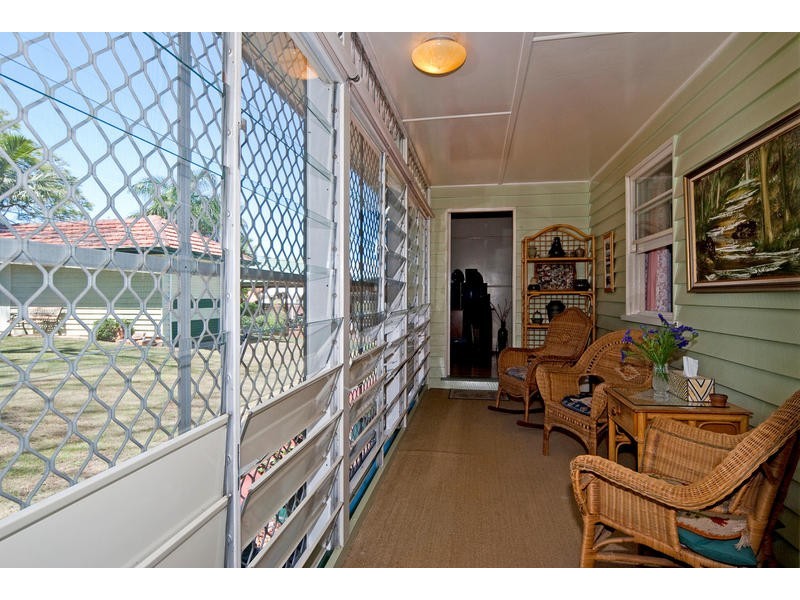 6 Rockton Street, Newtown QLD 4305