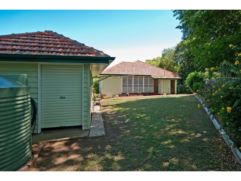 6 Rockton Street, Newtown QLD 4305