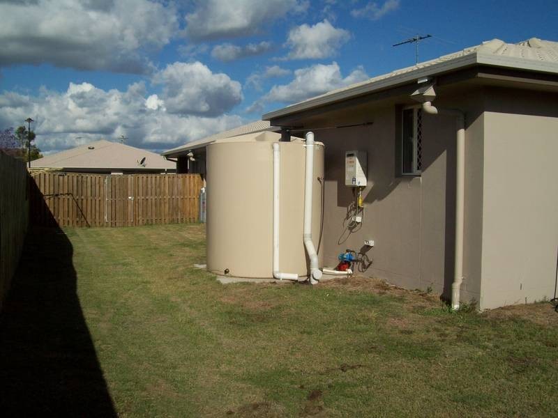 One Mile QLD 4305