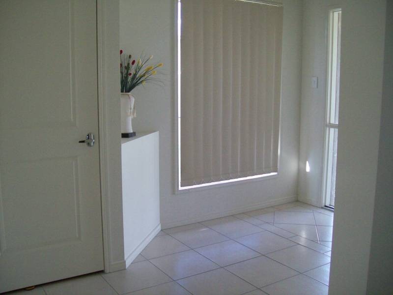 One Mile QLD 4305