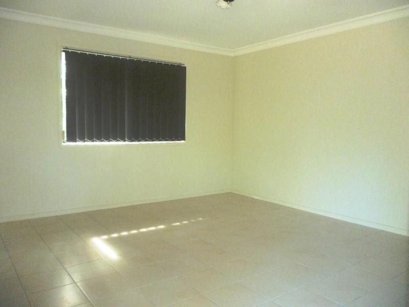 1/13 Iroquios Court, Brassall QLD 4305