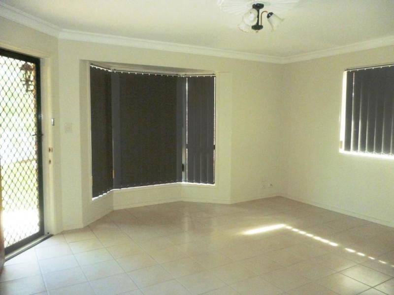 1/13 Iroquios Court, Brassall QLD 4305