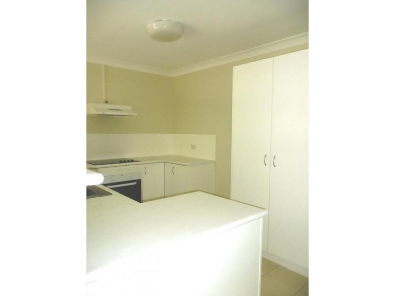 1/13 Iroquios Court, Brassall QLD 4305