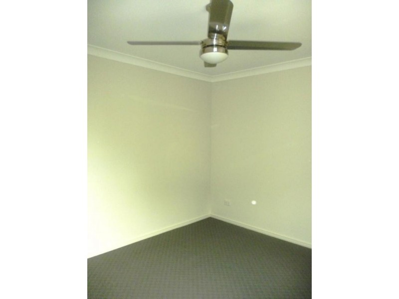 1/13 Iroquios Court, Brassall QLD 4305