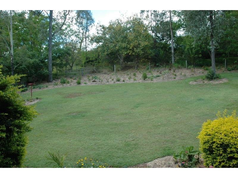 31 Davillea Court, Fernvale QLD 4306