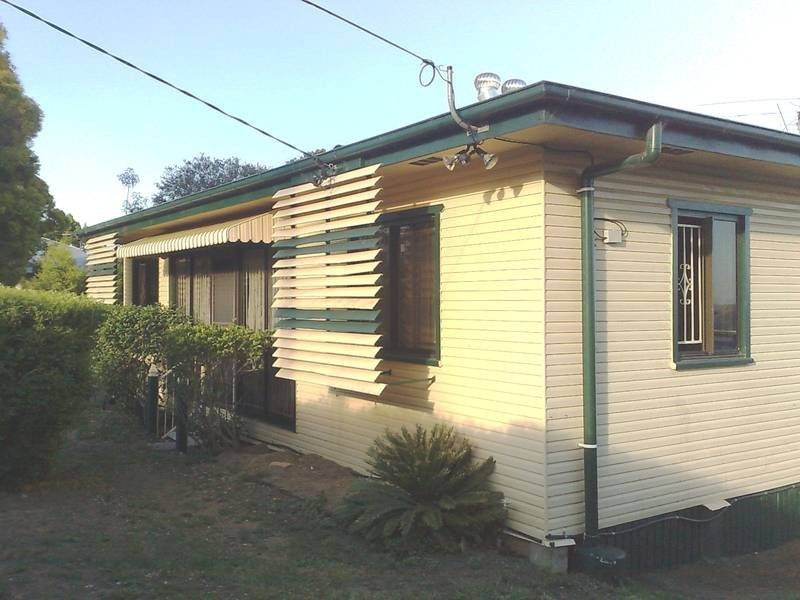 52 Frederick Street, Eastern Heights QLD 4305
