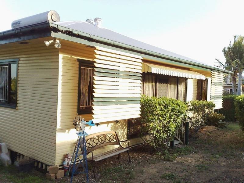 52 Frederick Street, Eastern Heights QLD 4305
