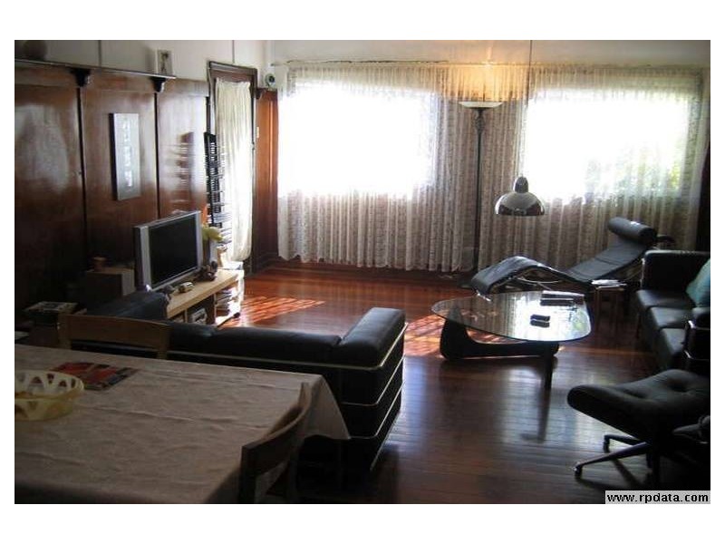 5 Griffith Road, Eastern Heights QLD 4305