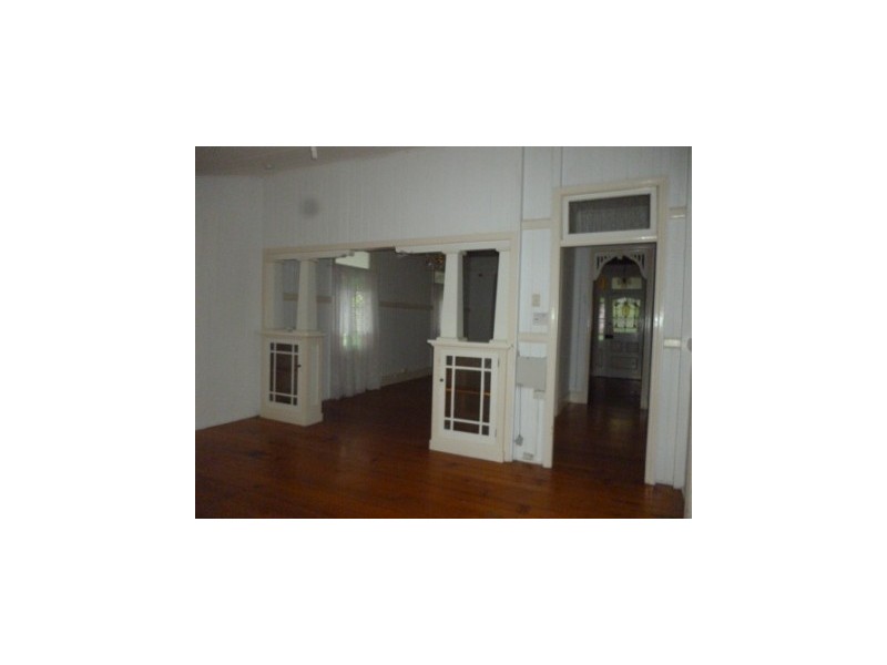 45 Waterworks Road, North Ipswich QLD 4305