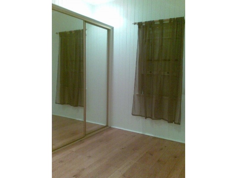 45 Waterworks Road, North Ipswich QLD 4305