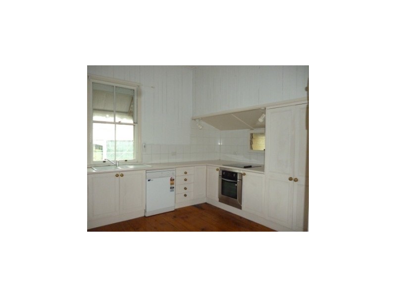 45 Waterworks Road, North Ipswich QLD 4305