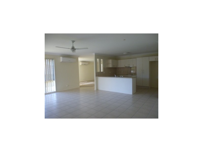 8 Oprah Court, Brassall QLD 4305