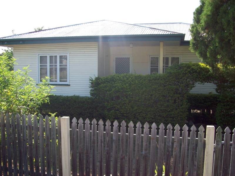 58 Dudleigh Street, North Booval QLD 4304