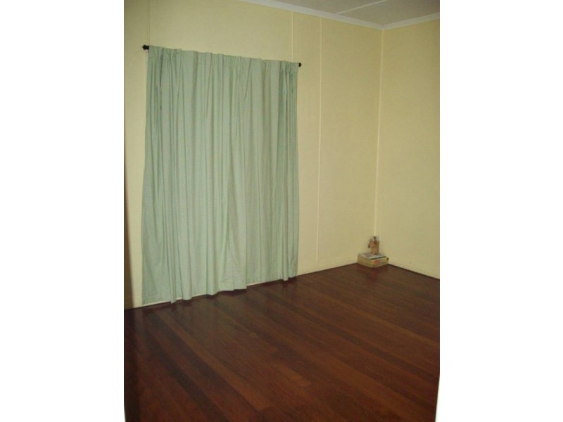 58 Dudleigh Street, North Booval QLD 4304