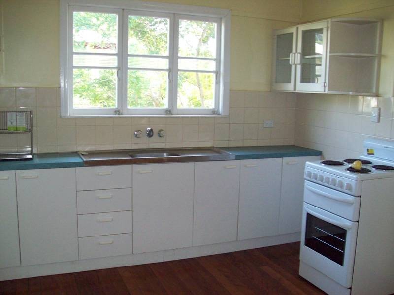 58 Dudleigh Street, North Booval QLD 4304