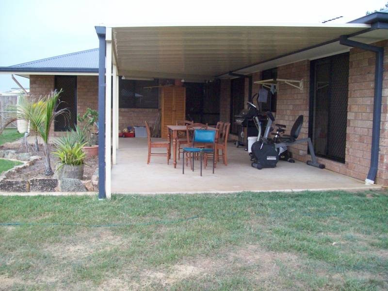 4 Overton Place, Fernvale QLD 4306