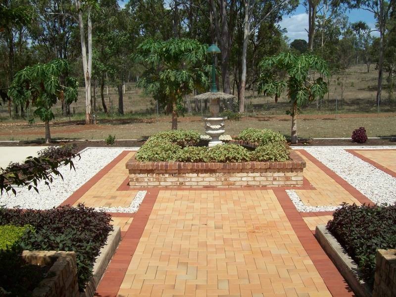 69 Lloyds Road, Wanora QLD 4306