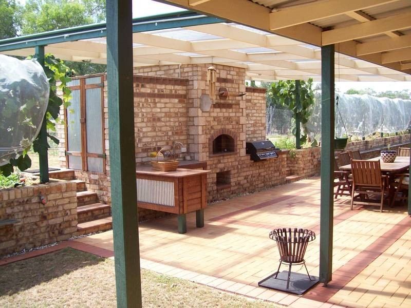 69 Lloyds Road, Wanora QLD 4306