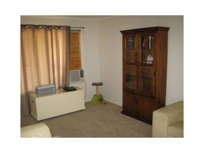 Flinders View QLD 4305