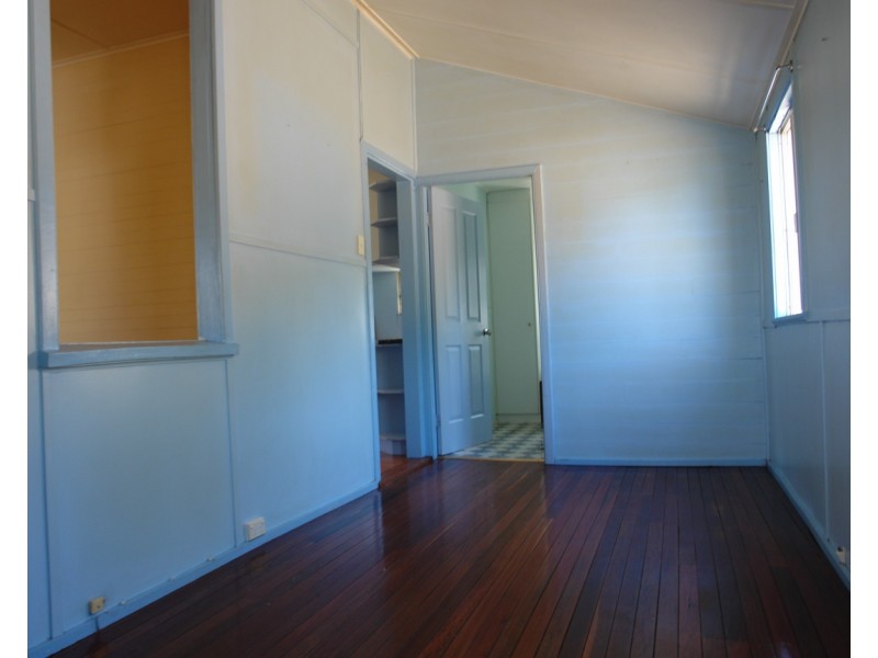 16a Clay Street, West Ipswich QLD 4305